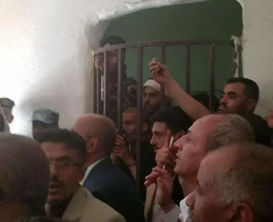 بالصور المحكمة تقرر حكم اعدام قاتل ومغتصب الطفلة رنا المطري | alyemenalghad.news
