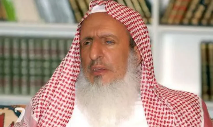 نفي خبر وفاة مفتي المملكة عبد العزيز آل الشيخ | alyemenalghad.news
