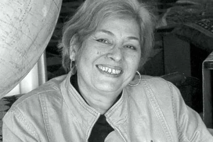 رضوى عاشور تحتفل قوقل بالذكرى 72 لميلادها