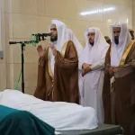 تشييع جنازة الشيخ أبو بكر الجزائري