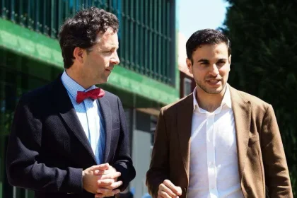 هاشم الغيلي شخصية يمنية ناجحة رغم الظروف ناشر العلوم الطبيعية