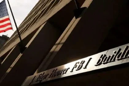 وصول طرد مشبوه إلى توم ستاير المشتهر بحملة عزل ترامب