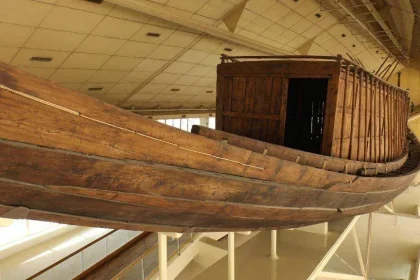 مركب خوفو او سفينة خوفو سفينة الشمس اين موقعها