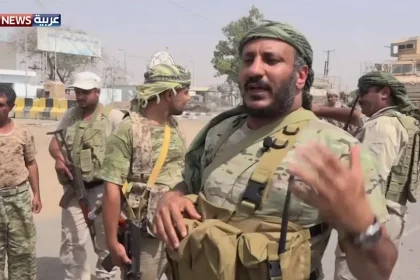 الفرق بين معسكرات حمود المخلافي ومعسكرات طارق صالح