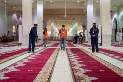 اجراء الإجراءات الاحترازية مسجد نمرة لاستقبال الحجاج