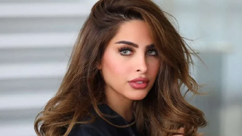 فوز الفهد تثير الجدل والشكوك حول حملها... نفخة بطنها وزيادة وزنها فوز الفهد تثير الجدل والشكوك حول حملها... نفخة بطنها وزيادة وزنها