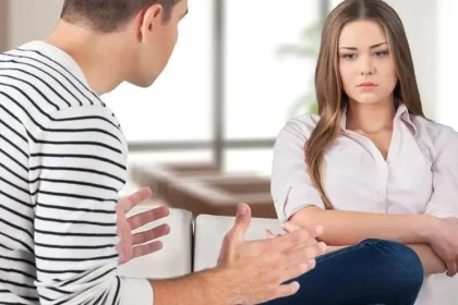 تفسير حلم الوقوع في الخيانة بالنسبة للشاب الأعزب والفتاة العزباء