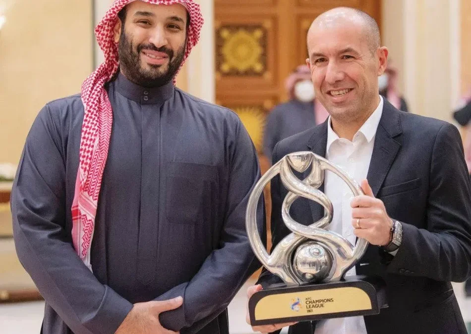محمد بن سلمان مهنئاً الهلاليين