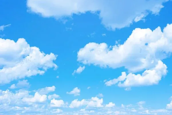 لماذا السماء زرقاء سبب لون السماء ازرق لماذا السماء زرقاء