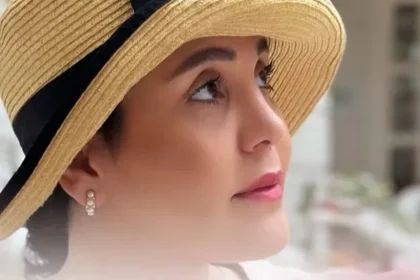 الفنانة شوق الموسوي