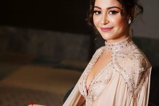 من هو زوج منة شلبي وماذا قالت الفنانة حول تلك الأخبار المتداوله حقيقة زواج منة شلبي السري