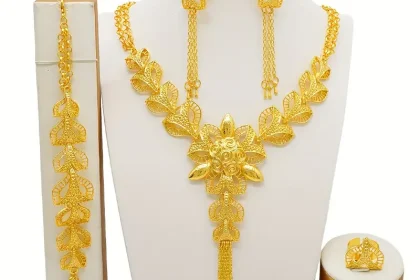 إستقرار في أسعار الذهب في اليمن 18 ديسمبر 2024 اليوم الأربعاء صنعاء عدن