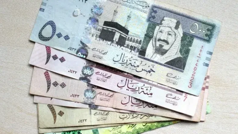 استقرار سعر الريال السعودي أمام الجنيه المصري في ديسمبر 2025 تحليل للأوضاع الاقتصادية استقرار سعر الريال السعودي أمام الجنيه المصري في ديسمبر 2025 تحليل للأوضاع الاقتصادية | alyemenalghad.news