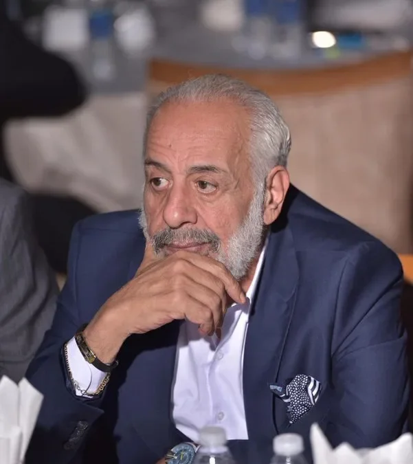 أيمن زيدان يعتذر