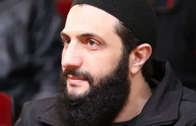 قرارات الجولاني رفع الرواتب 400% وكذلك إلغاء التجنيد الإجباري في سوريا محمد الجولاني احمد الشرع