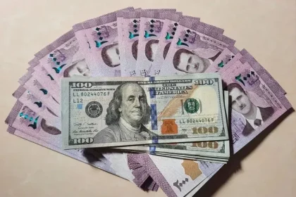 سعر الدولار مقابل الليرة السورية