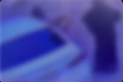 سلب حقيبة امرأة بحي منفوحة