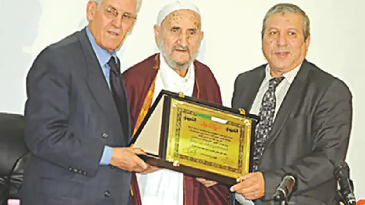 وفاة الشيخ محند أمقران آيت عيسى