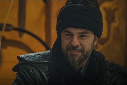 بعد وفاة أرطغرل خَلَفَه